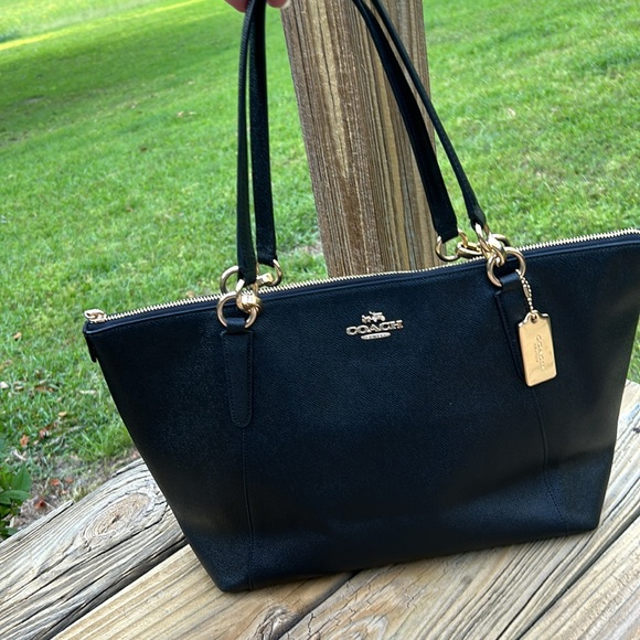 👜Coach Ava Tote Crossgrain Purse - Picture 16 of 16